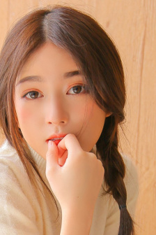 漫漫帝王路浓浓美人情