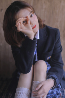 姑娘看电影免费观看